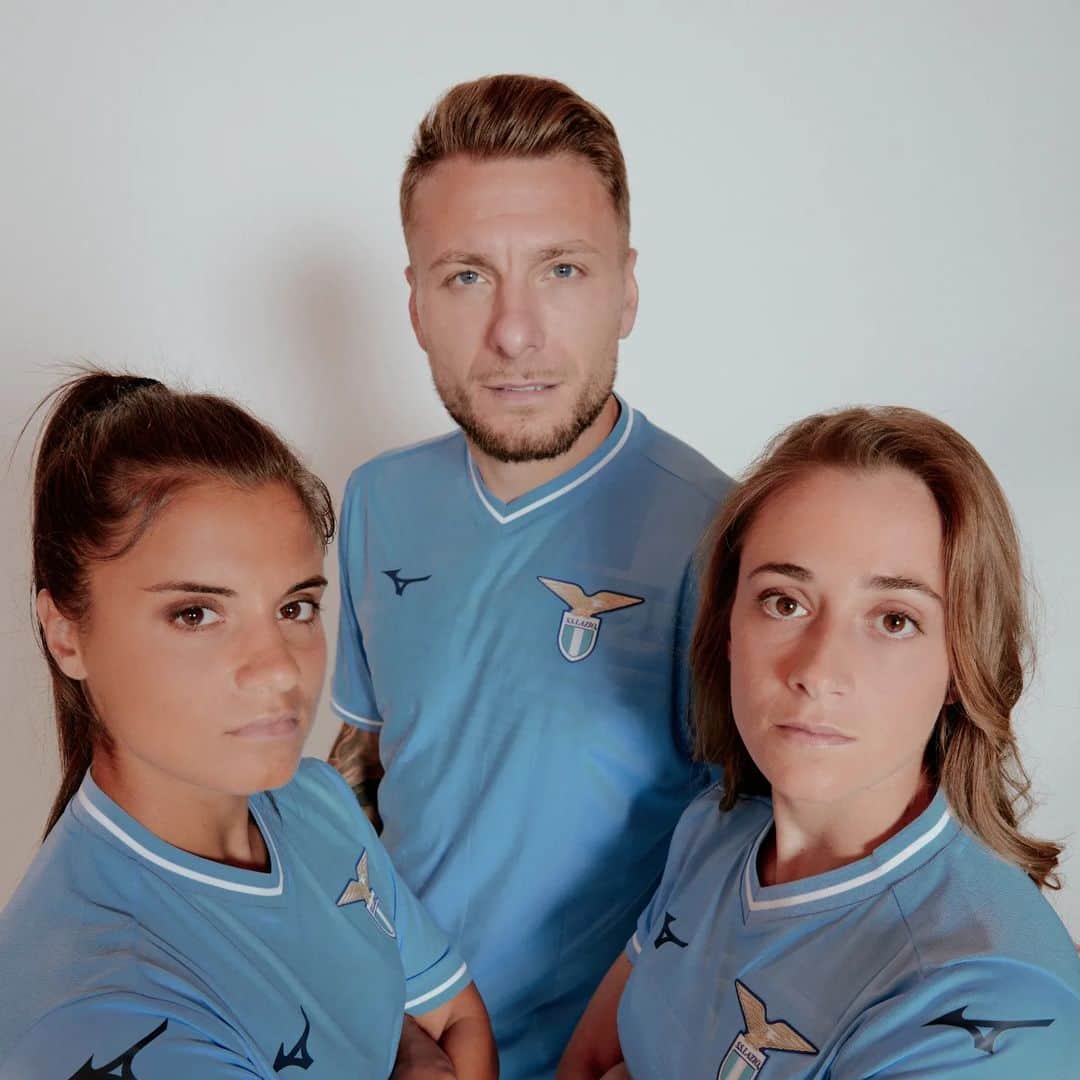 SSラツィオのインスタグラム：「𝟏𝟗𝟕𝟑/𝟕𝟒 ♾️ 𝟐𝟎𝟐𝟑/𝟐𝟒  👕 Introducing our new 23-24 Home & Away Kits celebrating the 50th Scudetto's anniversary!  🇮🇹 5️⃣0️⃣ Get yours now  ℹ 𝗟𝗜𝗡𝗞 𝗜𝗡 𝗕𝗜𝗢  #MizunoFootball #ReachBeyond」