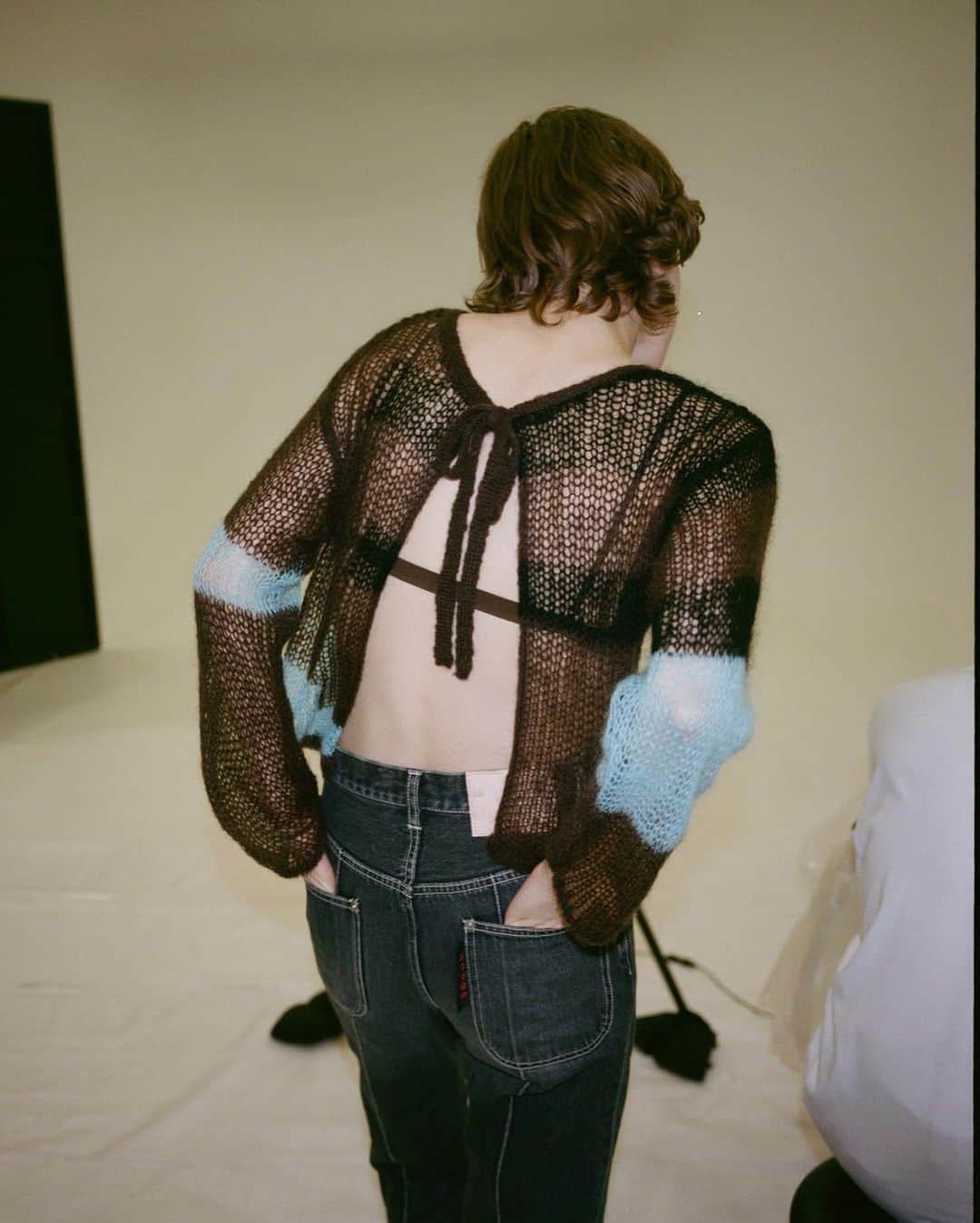 sodukさんのインスタグラム写真 - (sodukInstagram)「fall winter 23 collection jane wears patchwork knit cardigan.  #soduk #soduk23fw」7月7日 19時03分 - soduk_official