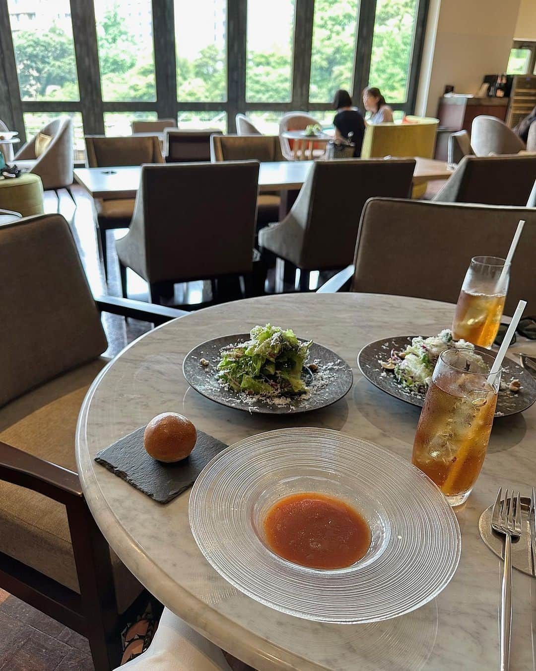 稲川千里さんのインスタグラム写真 - (稲川千里Instagram)「lunch🥗💛 📍 @thrush_cafe  #八芳園 #thrushcafe #スラッシュカフェ」7月7日 19時51分 - chiicamera