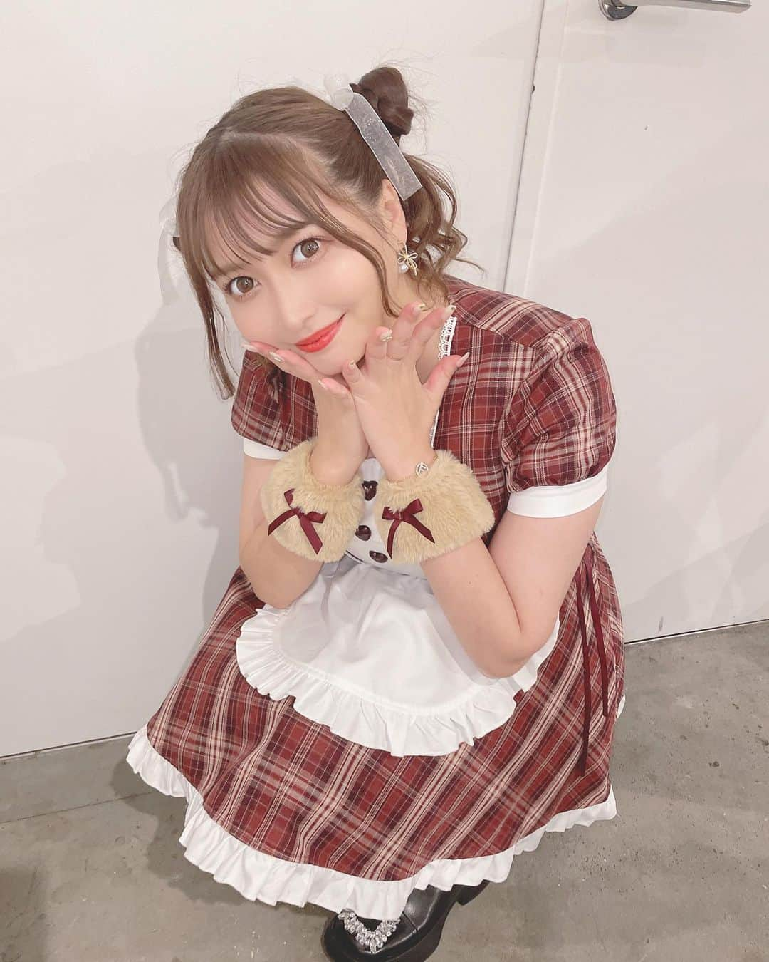 太田里織菜のインスタグラム：「. . くましゃん🧸❤️ . #メイド #メイド服 #リリパレ」