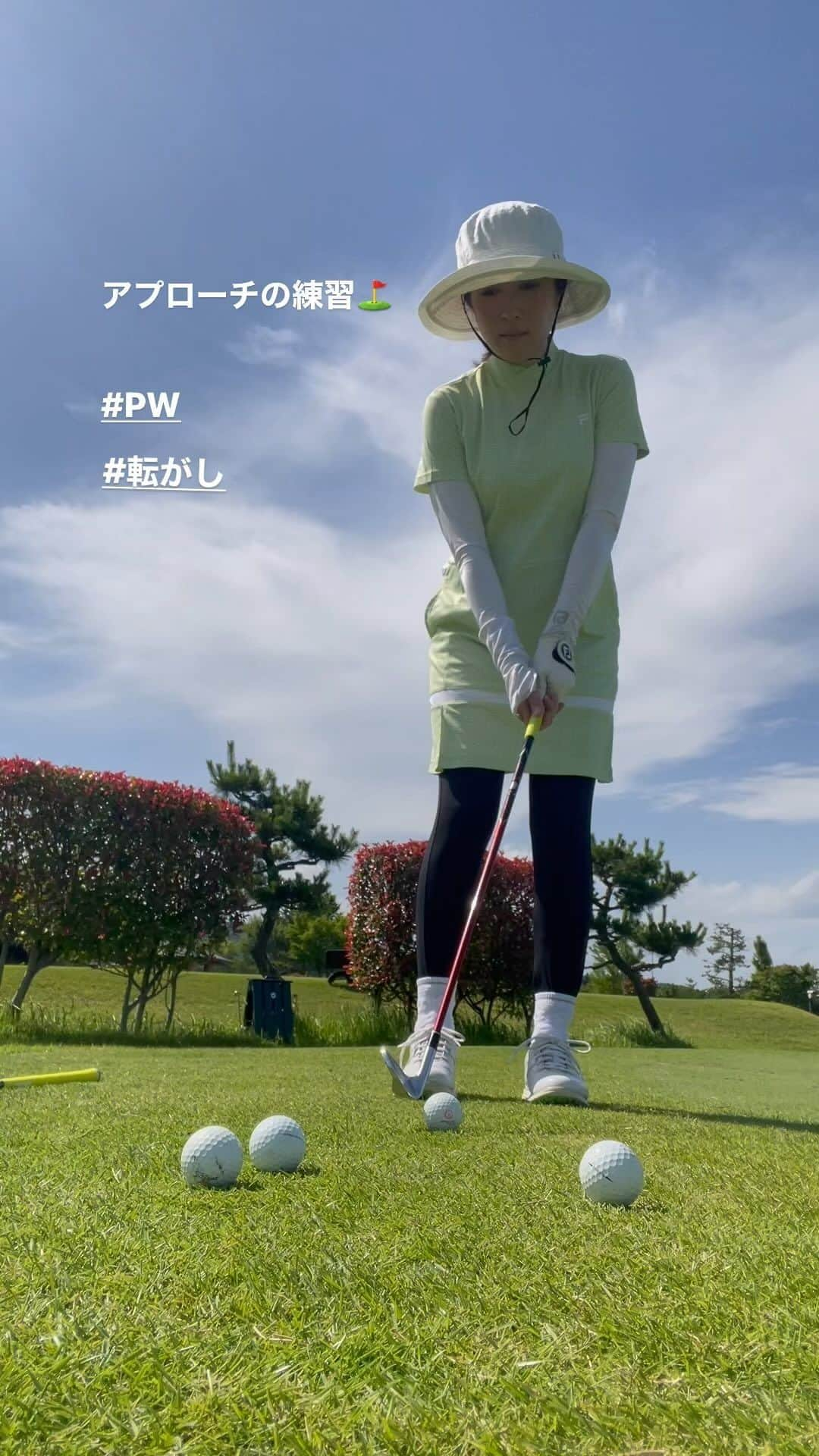 佐藤のぞみのインスタグラム：「妊婦の練習⛳️ #クラブ#PRGR #ボール#titleist  #ウェア#filagolf #マタニティコーデ #🤰#⛳️」