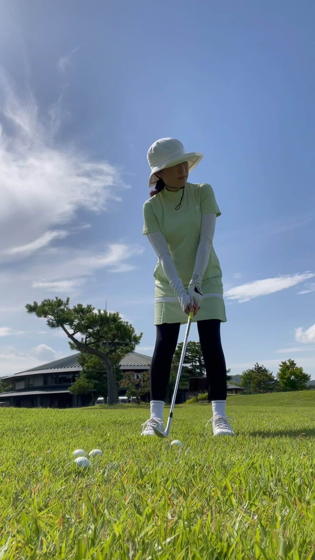 佐藤のぞみのインスタグラム：「アプローチの練習⛳️ #58° #ラフ #30yd」