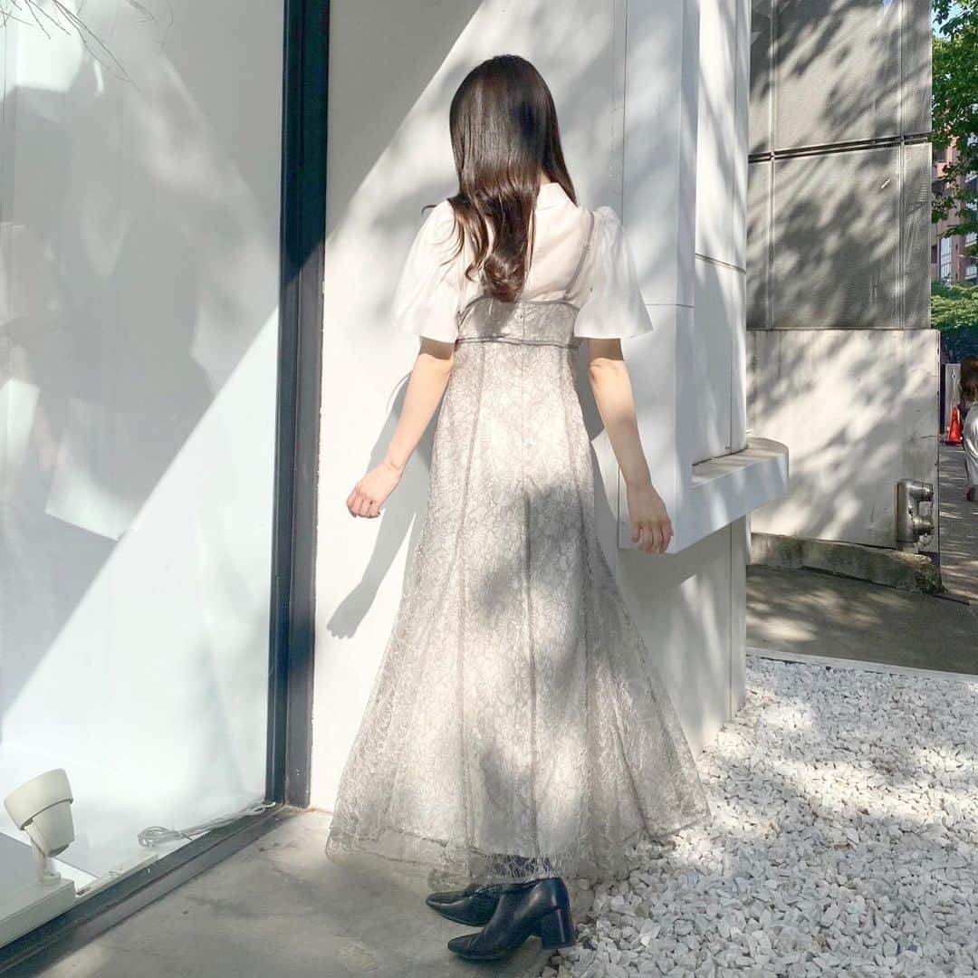 MERCURYDUOさんのインスタグラム写真 - (MERCURYDUOInstagram)「. ／ 　今だけ！ 　人気予約アイテムが 　ポイント10倍&送料無料 ＼  ⁡ #ブラウス付きレースキャミワンピース color:charcoalgray/mintgreen size:S/M  ※お気に入り追加でポイントプレゼント！  ⁡ アイテム詳細やポイントGETは  @mercuryduo_stylingのTOP リンクからCHECK出来ます。  ＿＿＿＿＿＿＿＿＿＿＿＿＿＿＿＿＿＿＿＿＿＿＿＿＿＿  ⁡ @mercuryduo_com   #MERCURYDUO #公式通販RUNWAYchannel #マーキュリーデュオ  ＿＿＿＿＿＿＿＿＿＿＿＿＿＿＿＿＿＿＿＿＿＿＿＿＿＿」7月7日 20時11分 - mercuryduo_styling