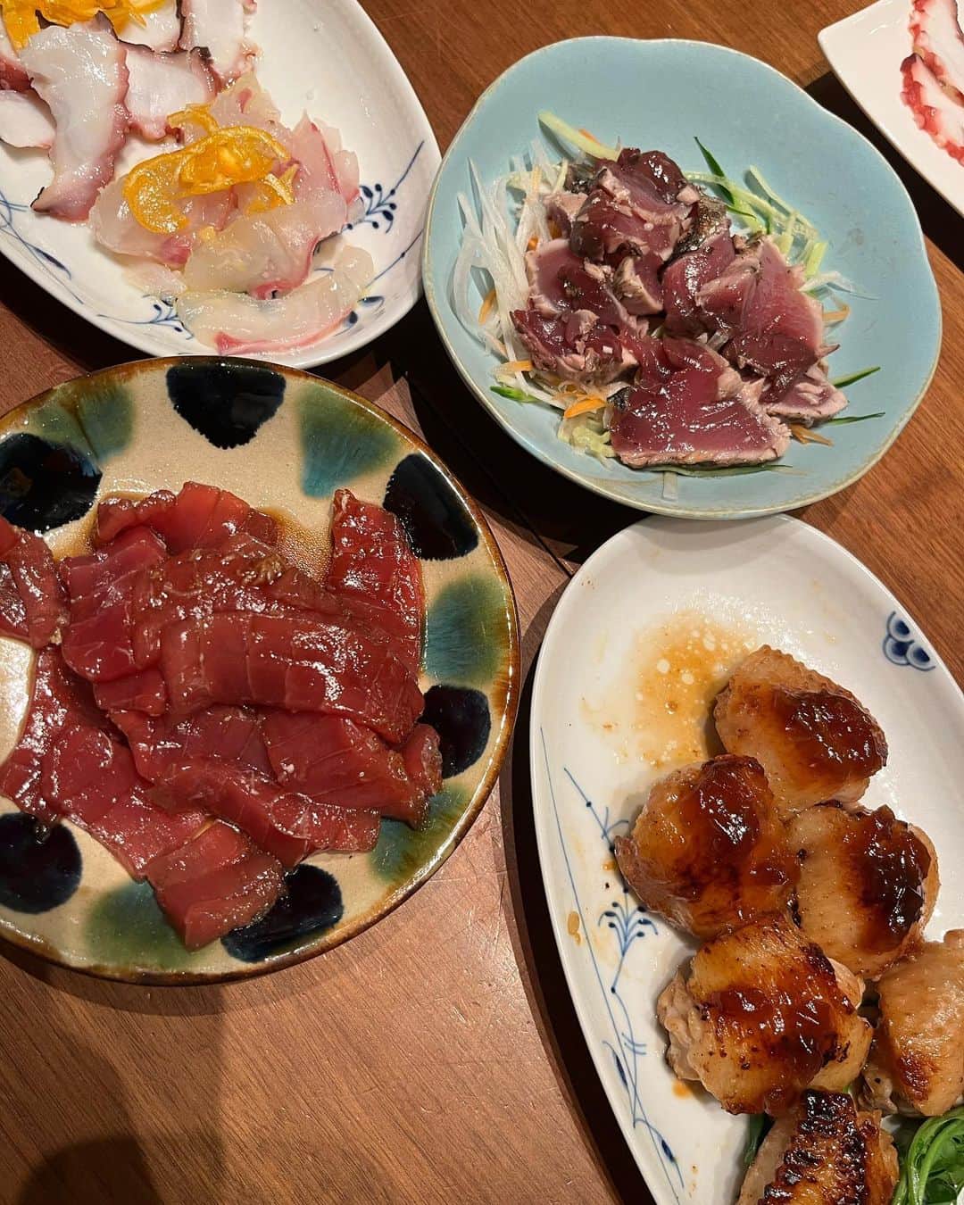 工藤静香さんのインスタグラム写真 - (工藤静香Instagram)「NHKあさイチでいただいた、モチモチ手羽先が美味しくて💓 タレは玉ねぎダレにしましたが、骨抜き手羽先ハマりそうです。 そして骨で出汁を摂ったスープが甘くて最高でした。」7月7日 20時10分 - kudo_shizuka