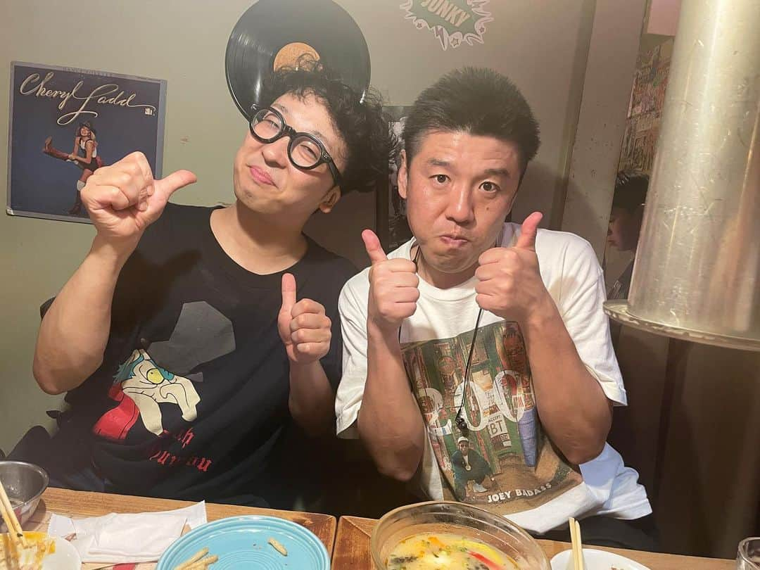 井尻貫太郎さんのインスタグラム写真 - (井尻貫太郎Instagram)「東西のコント職人と！ #貫太郎 #マイスイートメモリーズ　福田 #うるとらブギーズ #真っ直ぐな同期」7月7日 20時40分 - kantaro_ijiri