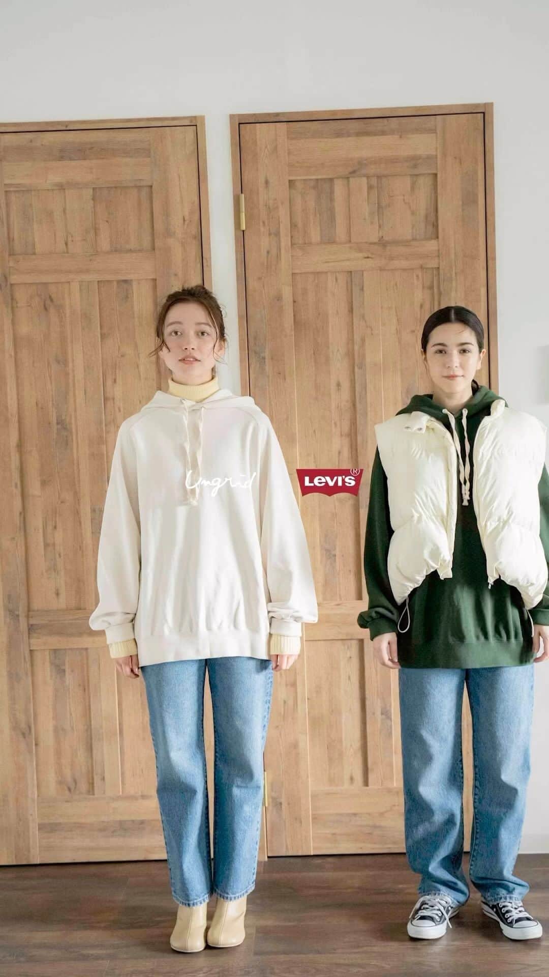 のインスタグラム：「【Ungrid  Levi's®】 7.7(fri) 12:00- ついに予約スタート👖  シミラールックと共に秋冬のコーデをご紹介！ レングス違いの履きこなしもチェック！ . . . ✔️デザイン ・大人気モデル「501® 90’s」をベースにUngrid特有のヴィンテージ加工を落とし込みました。 ・裾部分にはクラッシュ加工をアクセントにし、後ろ姿にもポイントを。  ✔️デザイナーから聞いた今年の注目ポイント！ ・加工感は今年もUngridベースでヴィンテージライクなムードを落とし込み、秋冬に使いやすい中色カラーでスタイリングにも馴染む色合いに。  ✔️デザイナーから聞いたサイズ、レングスの選び方 ・小柄な方でジャストで履きたい方はL28を。 ・また、今回はウエストのサイズは24、25，26の3サイズですがレングスはどのウエストサイズでもL28、L30を用意しています。 ウエストサイズをゆったり26インチを選んでもレングスは短めのL28で履いて頂くことができ、身長だけでなく、体型や骨格に合わせても選びやすいサイズ設定になっています。  ■Levi's®別注　501®　90’S  L28 (112352450101) PRICE：15,400- ( tax in ) SIZE：24 , 25 , 26 COLOR：BLU  ■Levi's®別注　501®　90’S  L30 (112352452001)  PRICE：15,400- ( tax in ) SIZE：24 , 25 , 26 COLOR：BLU  #Ungrid  #Ungrid_official #Ungriddenim #Levis #levis_ungrid  ーーーーーーーーーーーーーーーーーーーーーーーーーーーー ☑︎商品詳細は製品タグ or TOPページURLよりチェック » @Ungrid_official ・ ・ ☑︎全国のスタッフのスタイリングを毎日更新中！ » @ungrid_staffsnap」