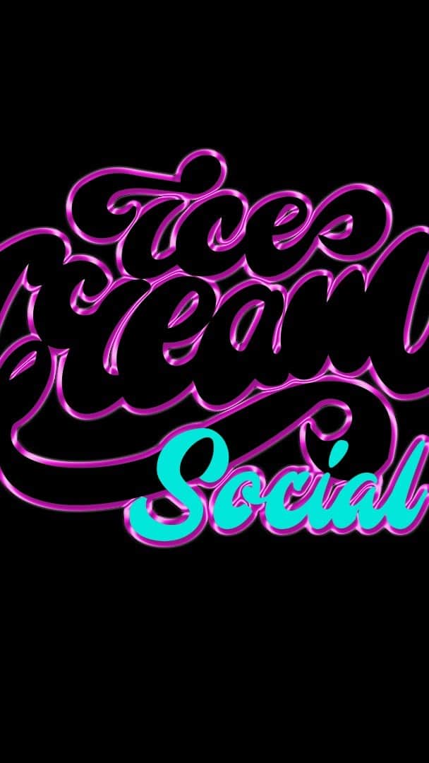 ローリン・ヒルのインスタグラム：「JULY 29TH, VOL.3‼️🥊  @icecreamsocial__  Pop-up shop/Live Podcast/Fight Party  #lasvegas #podcast #party #fun #trending #fight」