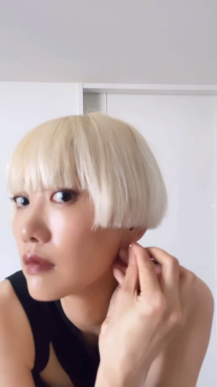 シェンのインスタグラム：「Summer style😎」