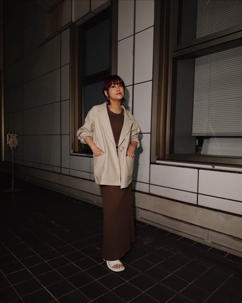 IMALUのインスタグラム：「🟠  👗 @takayuki_sekiya」