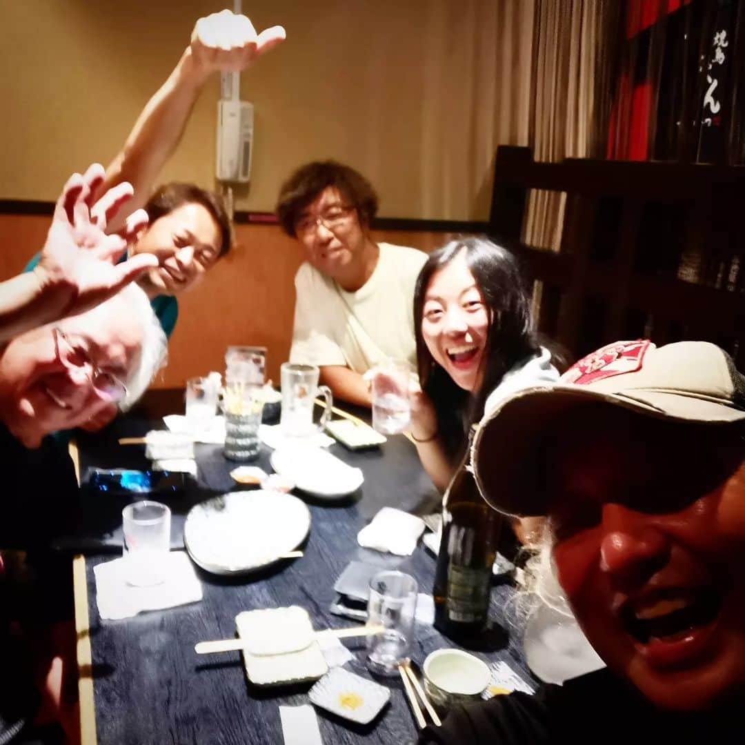 広部俊明のインスタグラム：「唐津で海のスペシャリストと飲んでます!楽しかったー」