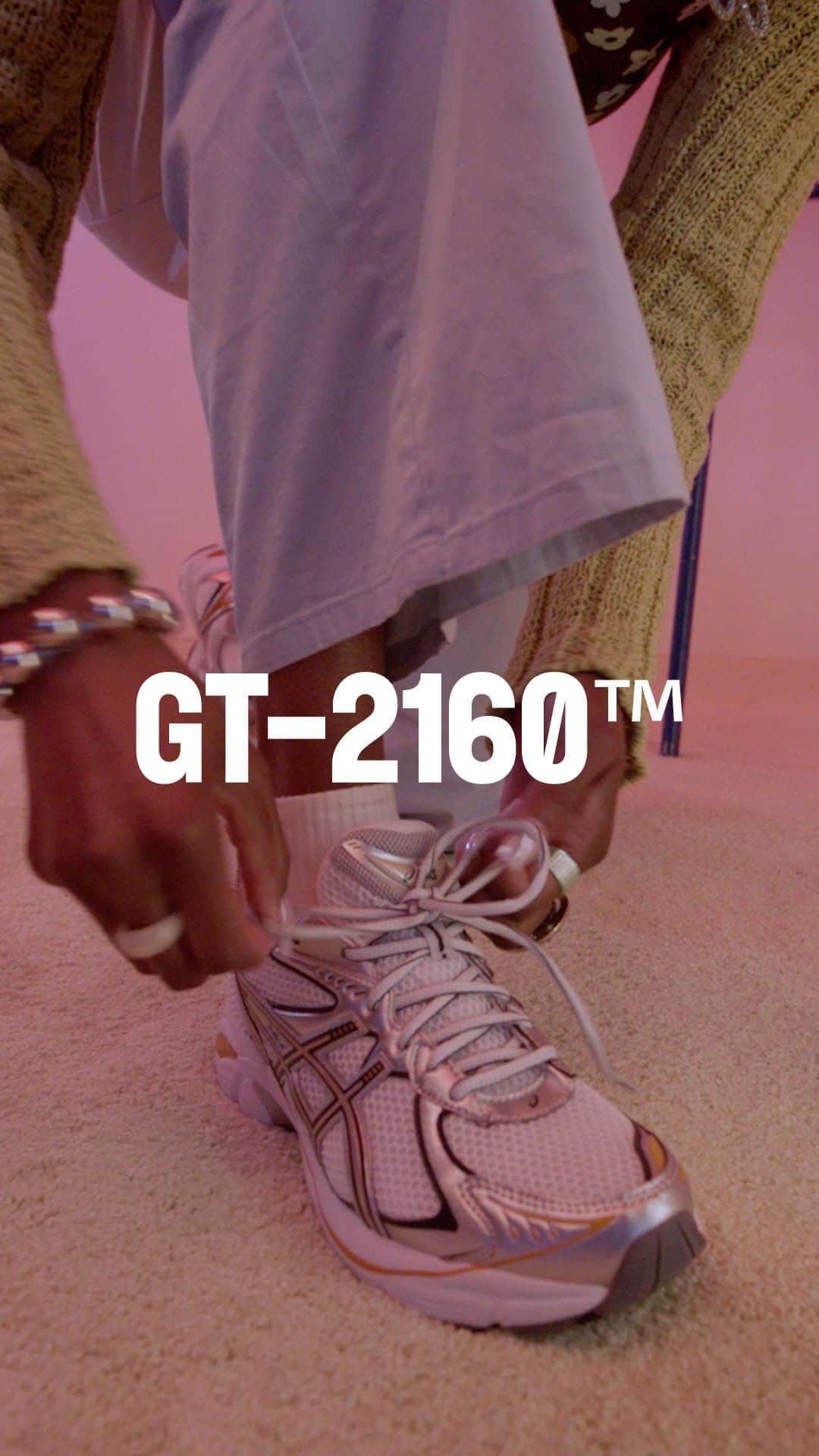 のインスタグラム：「The GT-2160™ sneaker is mixing modern comfort with throwback designs. Nothing feels better than living in the moment. Now available globally.」