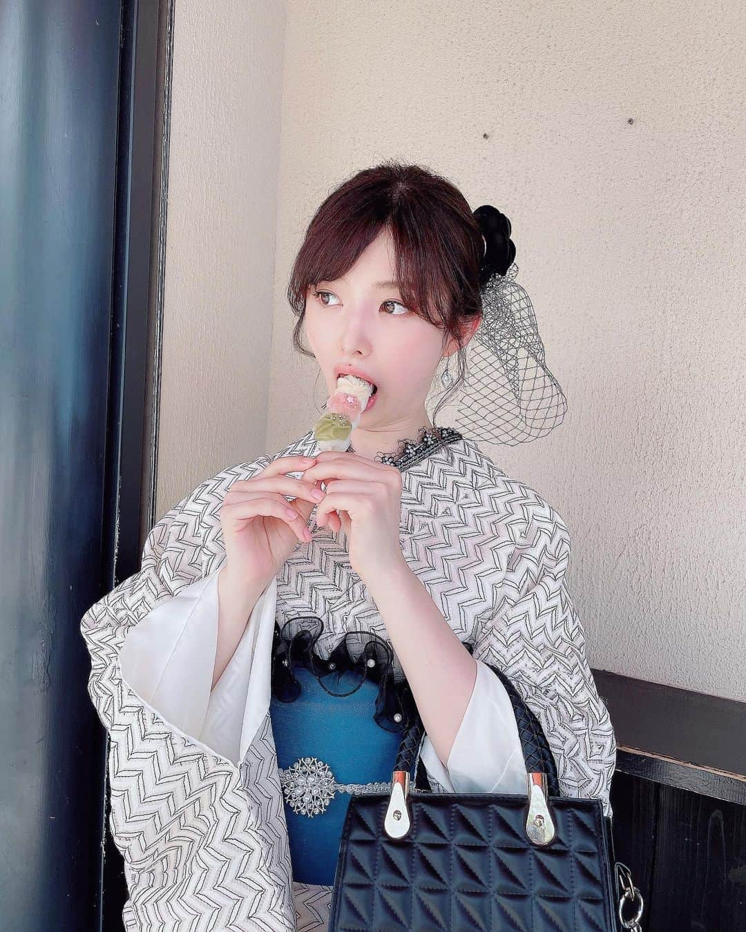 武藤十夢さんのインスタグラム写真 - (武藤十夢Instagram)「お団子もぐもぐ🍡 . . #京都 #京都旅行 #女子旅 #trip #女子旅 #浴衣 #京都グルメ」7月7日 22時14分 - tommuto_official