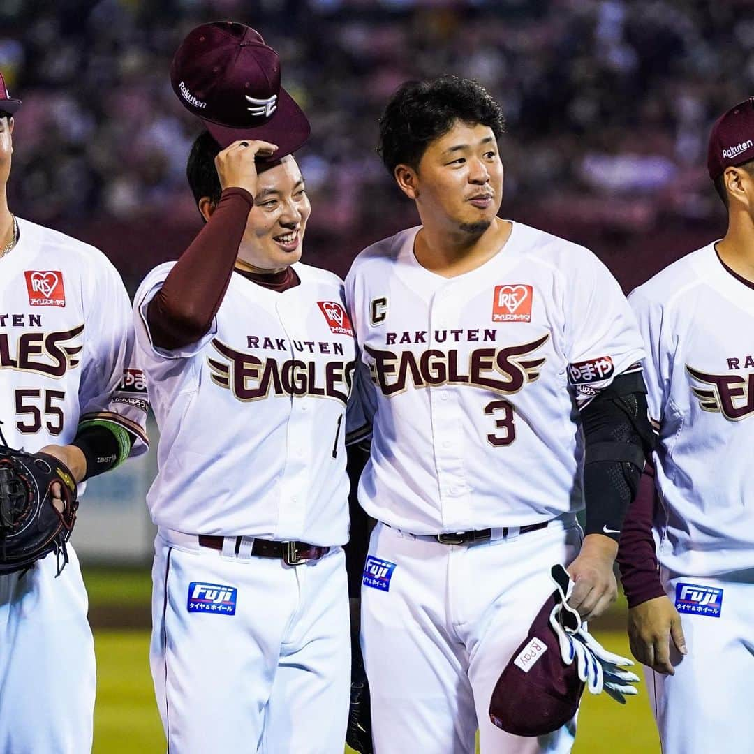 東北楽天ゴールデンイーグルスさんのインスタグラム写真 - (東北楽天ゴールデンイーグルスInstagram)「⚾️  ⚾️E 6-5 H⚾️ 初回に5点を奪うと相手の追い上げを振り切り3連勝‼️‼️‼️ フランコ選手が初回に先制タイムリーと3回に6号ソロ💥💥 伊藤裕季也選手も初回に大きな追加点となる4号3ラン🔥 浅村選手が2安打✌🏼辰己選手が1打点✨西川選手は3ベース🦅 投げては則本選手が5回まで1失点の好投も6回に捕まる。 1点差の7回は渡辺翔太選手、8回は宋選手が三者凡退👏🏼👏🏼 9回は松井裕樹選手がノーアウトで得点圏にランナーを 背負ってしまうも後続を断ち切って18セーブ目‼️  #鷲が掴む #rakuteneagles #マイケルフランコ #伊藤裕季也 #則本昂大 #西川遥輝 #渡辺翔太 #宋家豪  #松井裕樹 #太田光 #浅村栄斗」7月7日 22時24分 - rakuten_eagles