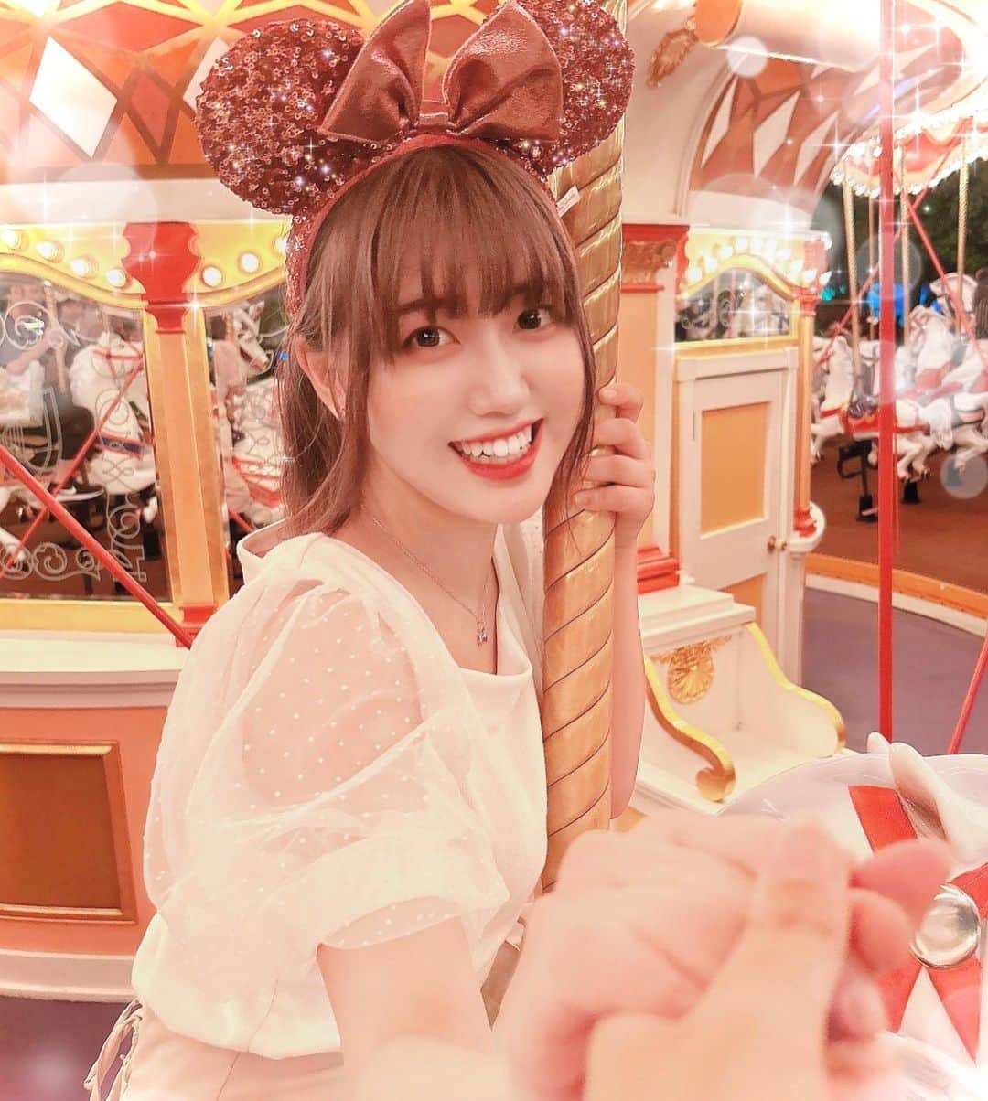 和泉芳怜のインスタグラム：「たのしかった   #pixmix #ピクミク #idol #アイドル #偶像 #Japaneseidol #Japanesegirl #東宝芸能　#19歳  #清楚 #清楚系女子 #ミスマガジン2021 #ミスマガジン」