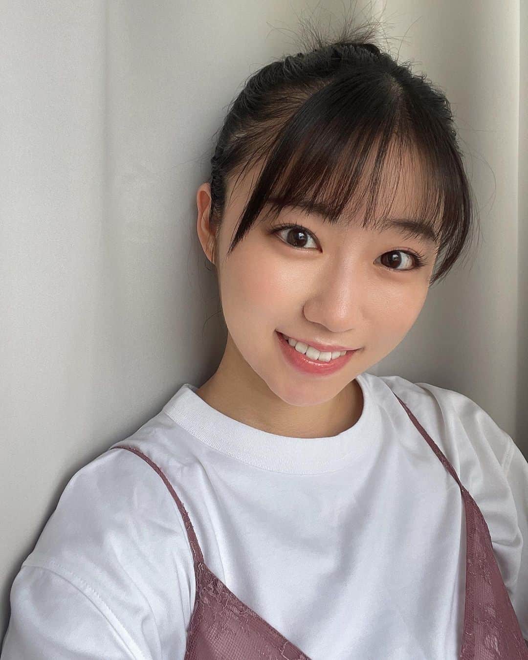 涼掛凛のインスタグラム：「たくさんのお祝いメッセージありがとうございます🥰  毎年幸せな誕生日を迎えられるのも関わってくださる全ての皆さまのおかげ…これからも感謝を忘れずレベルアップしていくぞ〜〜🔥🆙  らぶです！  . . . . . . . #Love #Happybirthdaytome 🎂」