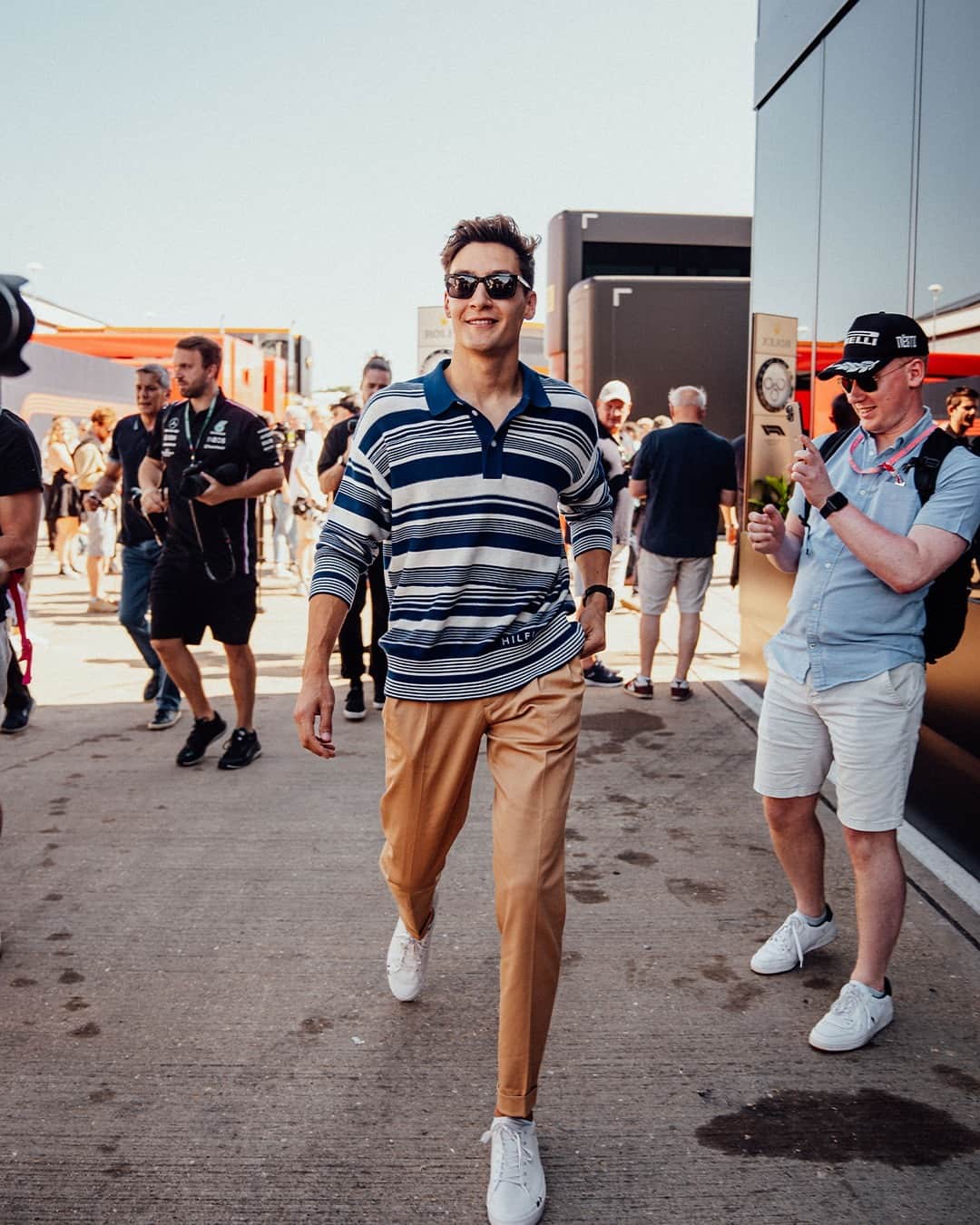 Tommy Hilfigerのインスタグラム：「@georgerussell63 turning up in full #TommyHilfiger for practice today at the #BritishGP. @mercedesamgf1 #F1」