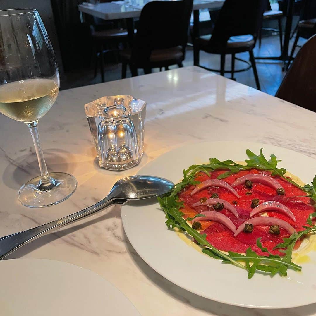佐野友妃子さんのインスタグラム写真 - (佐野友妃子Instagram)「FRATELLI PARADISO🍝　 表参道ヒルズの3階に シドニー発のイタリアンダイニングに行ってきたよ〜🌛🤍  デートや女子会にぴったりな大人な雰囲気の素敵なお店でした💞  #fratelliparadisojapan #FRATELLIPARADISO#omotesando#dinner#date#表参道ディナー #pr」7月7日 23時42分 - yukikosano1111