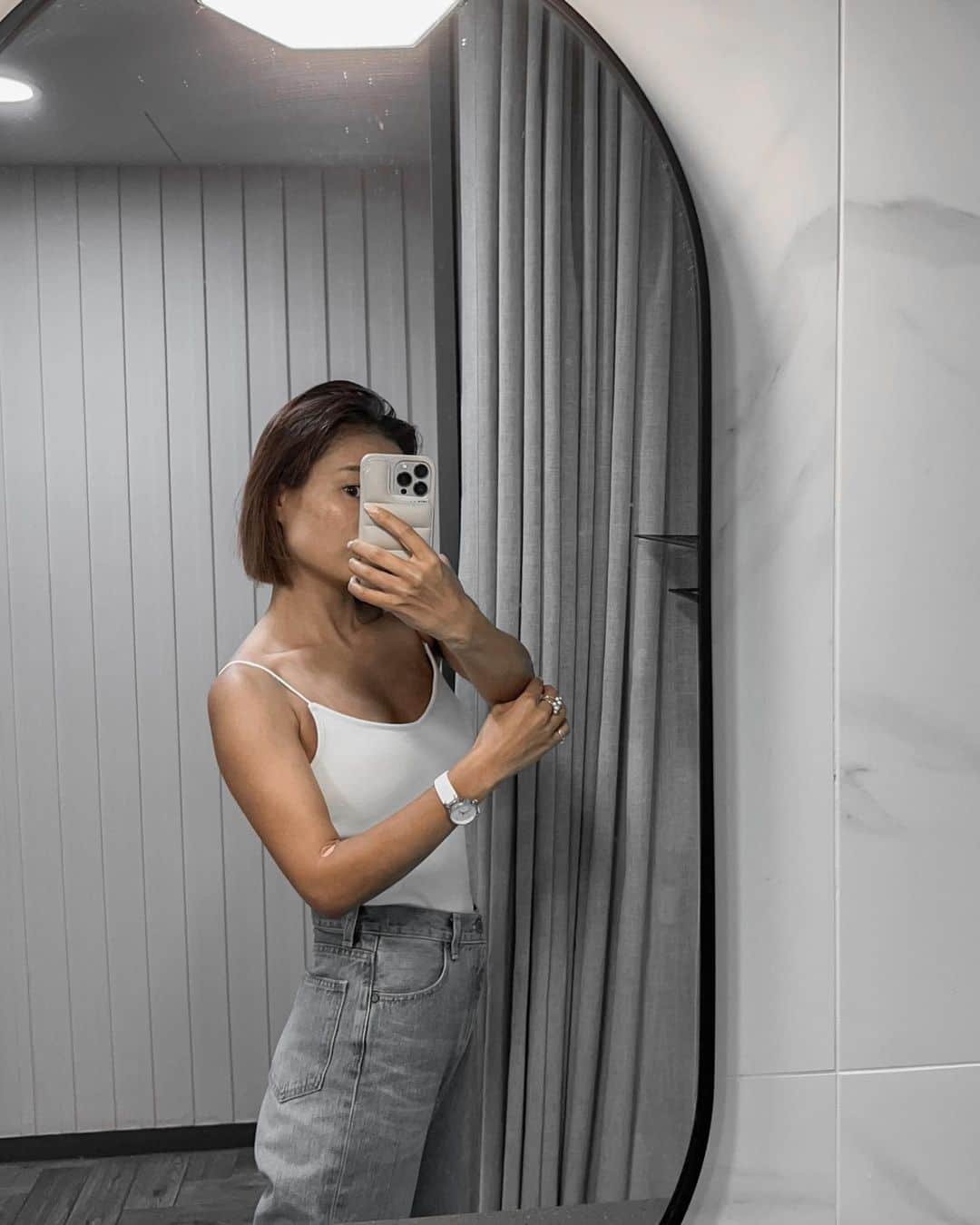 紺谷みえこのインスタグラム：「ぶっちゃけ今165センチ52㌔ 50㌔位が体が楽だから、あと2㌔だけ落とすよ🫶🏾  #簡単に言うけど難しいよね」