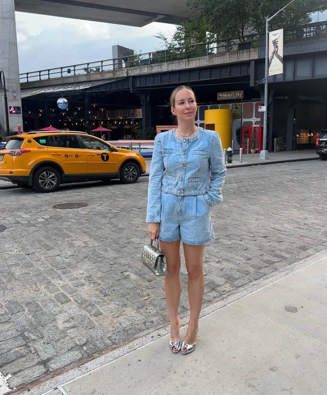Helena Glazer Hodneのインスタグラム：「{recent summer outfits}」