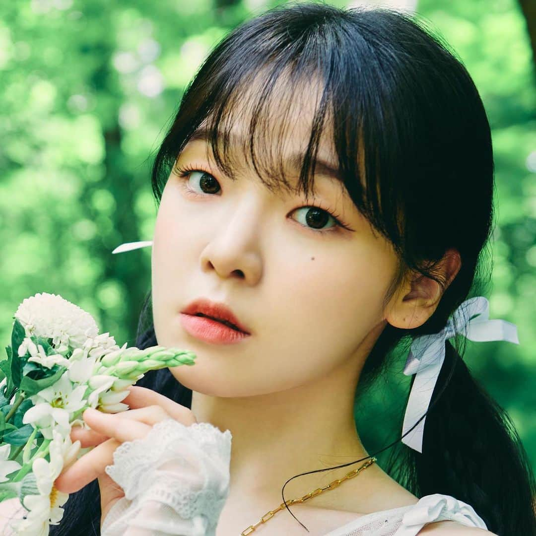 OH MY GIRLさんのインスタグラム写真 - (OH MY GIRLInstagram)「OH MY GIRL 9TH MINI ALBUM  [Golden Hourglass]  CONCEPT FILM PHOTO #승희 #SeungHee  2023.07.24 6PM (KST)  #오마이걸 #OHMYGIRL #OMG #Golden_Hourglass」7月8日 0時02分 - wm_ohmygirl