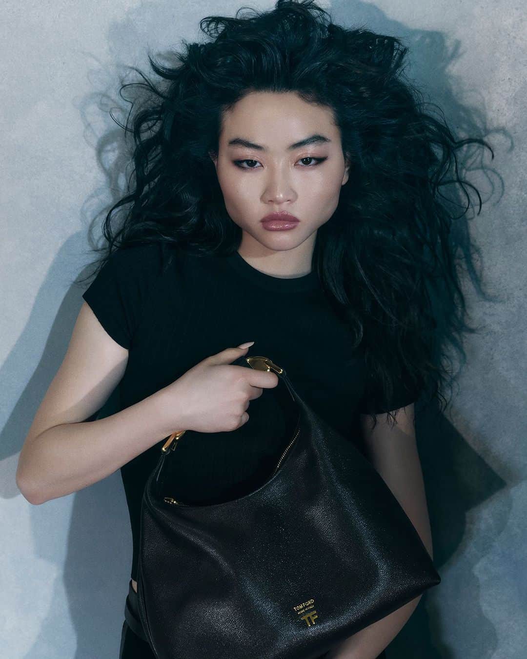 トムフォードのインスタグラム：「INTRODUCING THE PRE-FALL ‘23 COLLECTION.   NOW AVAILABLE ON TOMFORD.COM   #TOMFORD」