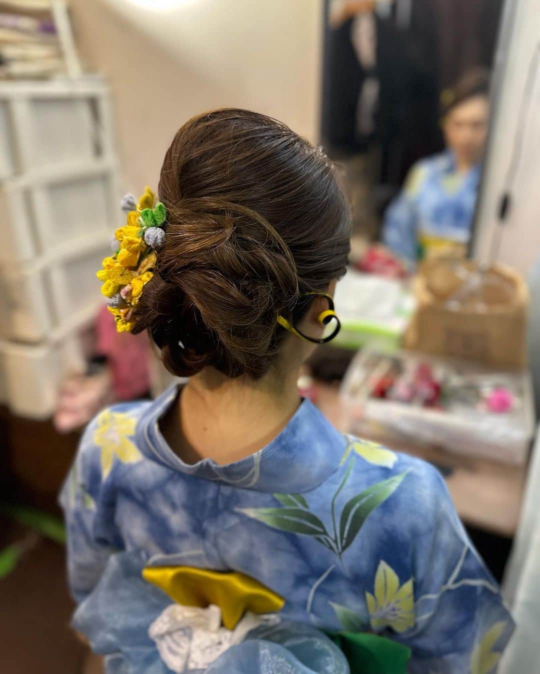 のインスタグラム：「. 髪型記録 七夕だから浴衣🎋 今週もお疲れ様でした！ . #髪型記録#七夕#浴衣#ヘアセット#記録#記録用 #短冊#みんなの願い事が叶いますように」