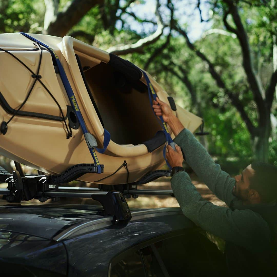 MAZDA Canadaさんのインスタグラム写真 - (MAZDA CanadaInstagram)「Spend more time on the water this summer with help from our roof rack-mounted Kayak Carrier. Where will your next adventure be?  Click on the link in bio to learn more. #MazdaCanada #MazdaGenuineAccessories 🔴 Passez plus de temps sur l’eau cet été grâce à notre porte-kayak monté sur les barres de toit. Où se déroulera votre prochaine aventure ?  Cliquez sur le lien dans la bio pour en savoir plus. #AccessoiresDorigineMazda」7月8日 1時00分 - mazdacanada