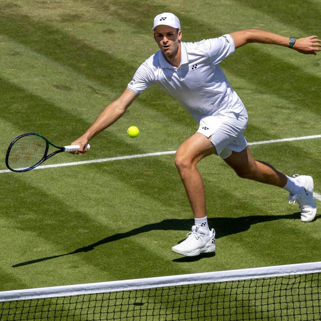 のインスタグラム：「Truly an amazing feeling to be back in the second week of this wonderful tournament!!🌱  Thank you everyone for cheering here and at home! 🙏  📸: @wimbledon」