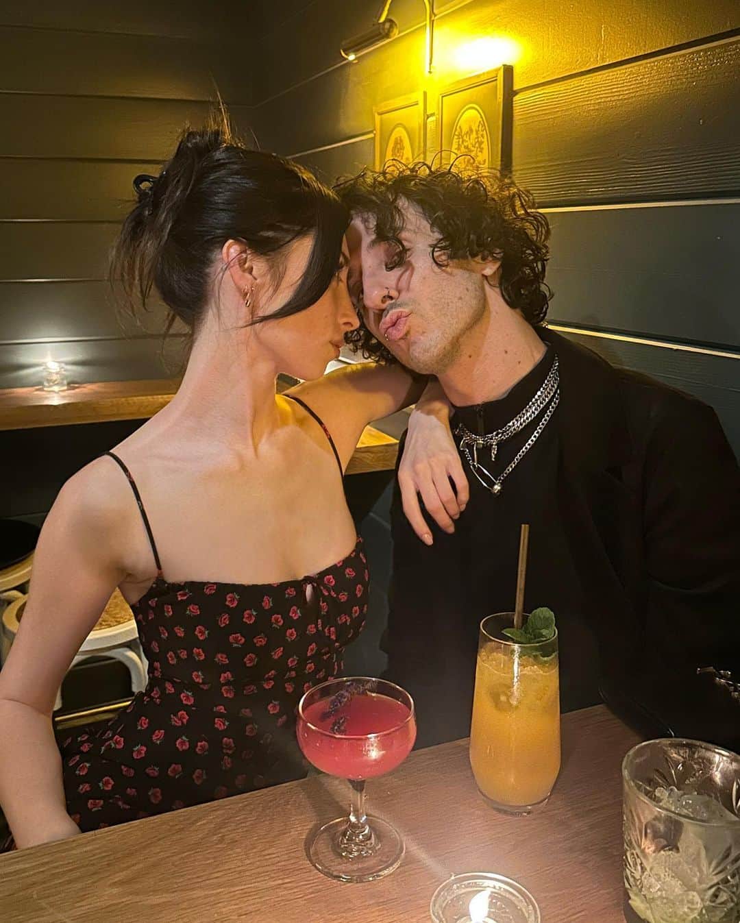 ブランドン・フーバーのインスタグラム：「Happy birthday to the love of my fuckin life 🥹🥰🖤 @brightonasher」