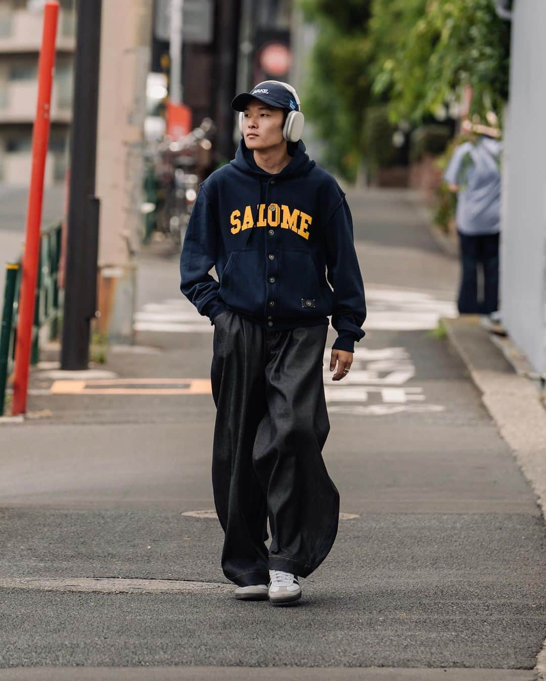 Ryoさんのインスタグラム写真 - (RyoInstagram)「Today's outfit🚶  cap : @wake.sapporo  tops : @khoki146 23aw pants : @the_clesste 23aw shoes : @adidasoriginals   #clesste #khoki #adidas  #samba」7月22日 20時00分 - ryo__takashima