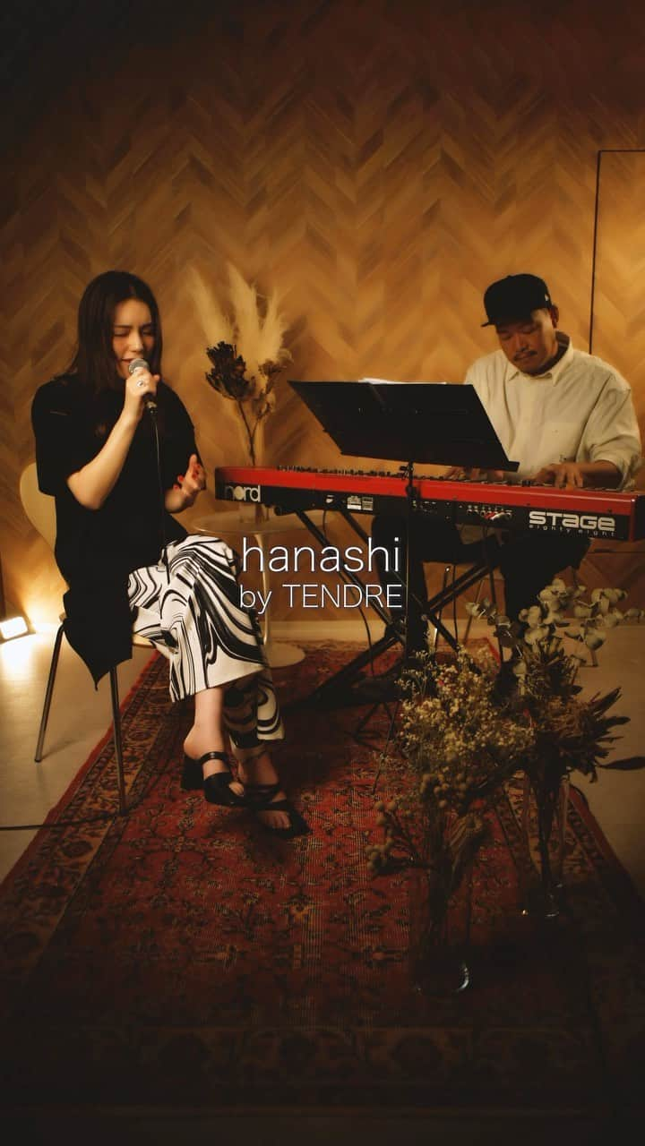 安田レイのインスタグラム：「「through my VOICE」  2曲目はTENDREさんの「HANASHI」をカバーさせていただきました。  大好きな一曲です。  歌詞を噛み締めながら歌いました😌🙏」