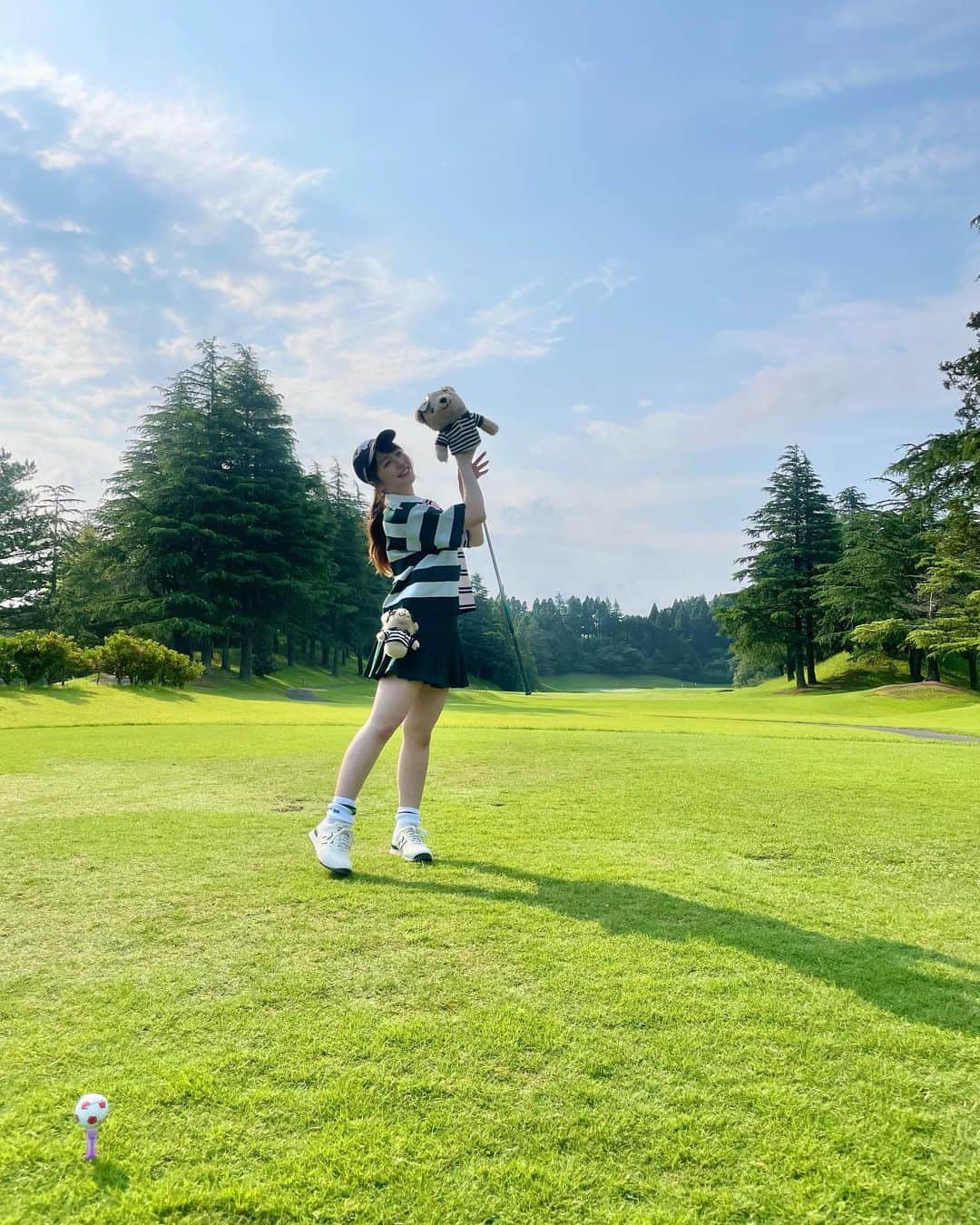 佐々木彩夏さんのインスタグラム写真 - (佐々木彩夏Instagram)「🤍  スコアは聞いちゃだめだよ笑 コースデビューしてきました⛳️ たのしかった♡  #ゴルフ女子 #ゴルフ初心者 #あーゴルフ #あーりんぐらむ」7月22日 20時40分 - ayaka_sasaki_official