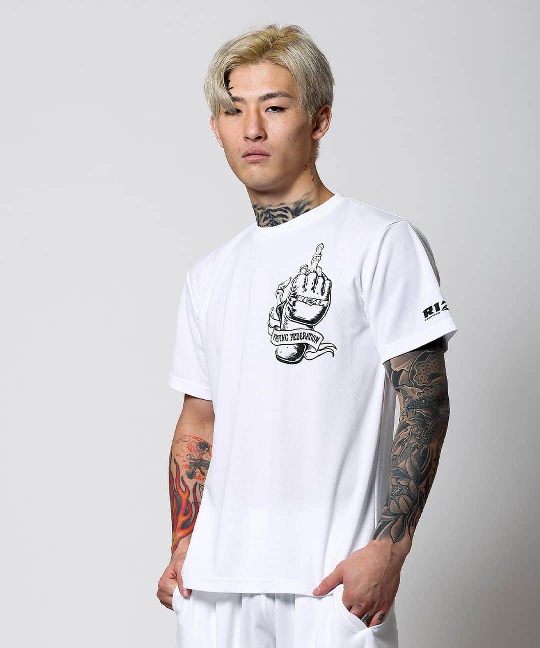 RIZIN FF OFFICIALのインスタグラム：「--RIZIN ONLINE STOREに"平本蓮""井上直樹""浅倉カンナ"が登場--  平本蓮 Ren Hiramoto @ren___k1  日本 東京都 1998年6月27日生まれ 身長173cm/リーチ179cm 所属/剛毅會  井上直樹 Naoki Inoue @naokiinouemma  日本 愛知県 1997年6月14日生まれ 身長173cm/リーチ177cm 所属/セラ・ロンゴ・ファイトチーム  浅倉カンナ Kanna Asakura @a_kanna_  日本 千葉県 1997年10月12日生まれ 身長158cm/リーチ161cm 所属/パラエストラ松戸  #RIZIN #RIZINFF #MMA #RIZINONLINESTORE」