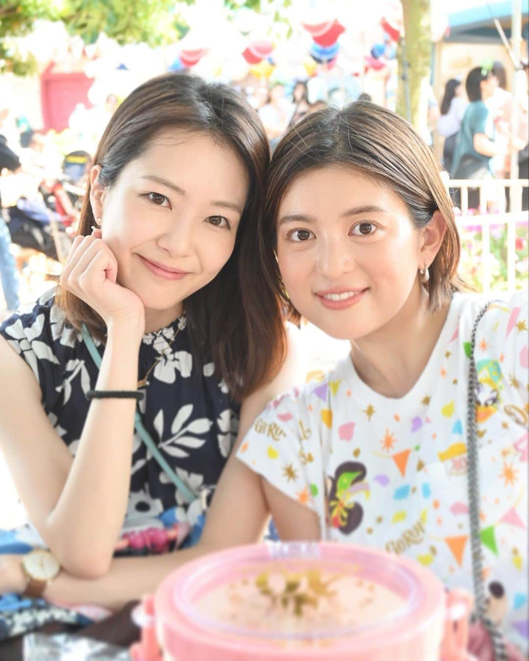 下村彩里さんのインスタグラム写真 - (下村彩里Instagram)「部の先輩、同期と😊💕 並木アナ、住田アナとは1期違いで、入社当時からとてもとてもお世話になっています！🥹  4人で休日に集まったのは久しぶりで、楽しくてあっという間の時間でした！！！  学校は#夏休み に入りましたね❣️  暑さに気をつけて素敵な休日をお過ごしください🙇‍♀️✨  #夏休みといえば #宿題 #私は学生時代 #始まってすぐ #宿題に取り掛かかり #一気に半分くらい終わらせるんですが.... #残り半分をすっかり忘れて #夏休みを謳歌🎉 #8月末(自分の誕生日あたり)に #結局宿題に追われていました。笑  #並木万里菜　アナ @marina_namiki  #住田紗里　アナ @sarisumita_ex  一枚目撮影 同期#斎藤ちはる　アナ @chiharu_saito_ex   #テレビ朝日#テレビ朝日アナウンサー#入社#5年目#6年目 #休日#カメラ#カメラ女子#女子会」7月22日 20時58分 - sairi.shimomura_ex