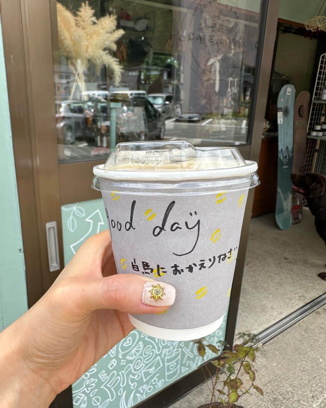 のインスタグラム：「. メッセージ嬉しい☺️ 帰って来たら寄るところ☺︎ . #cafeluve#白馬村カフェ#白馬村#長野県 #信州#長野県カフェ#グルテンフリーマフィン好き#自家製ジンジャーソーダ」