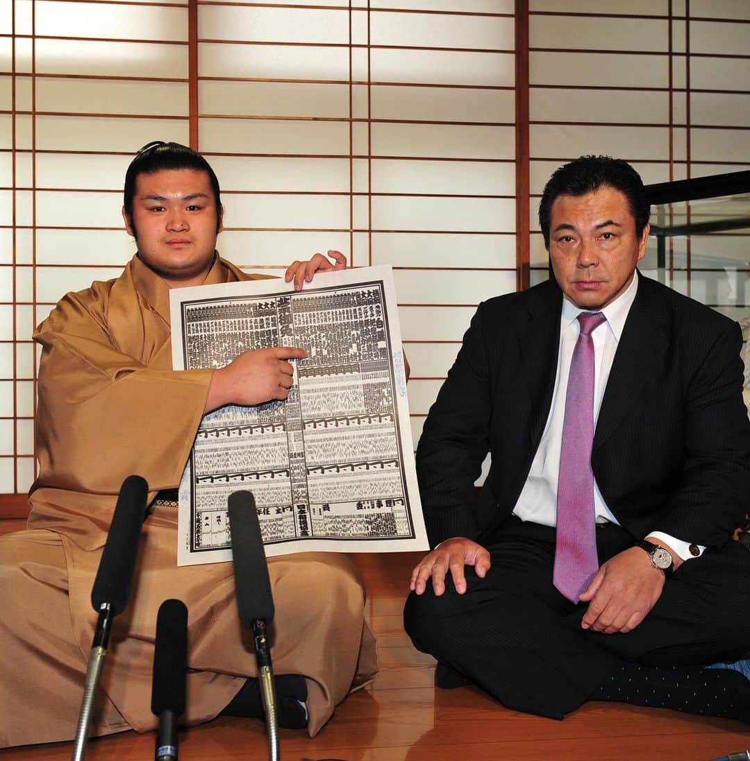 日本相撲協会さんのインスタグラム写真 (日本相撲協会Instagram)「千代の国 引退会見 今の心情は「ホッとしたのと寂しい気持ち