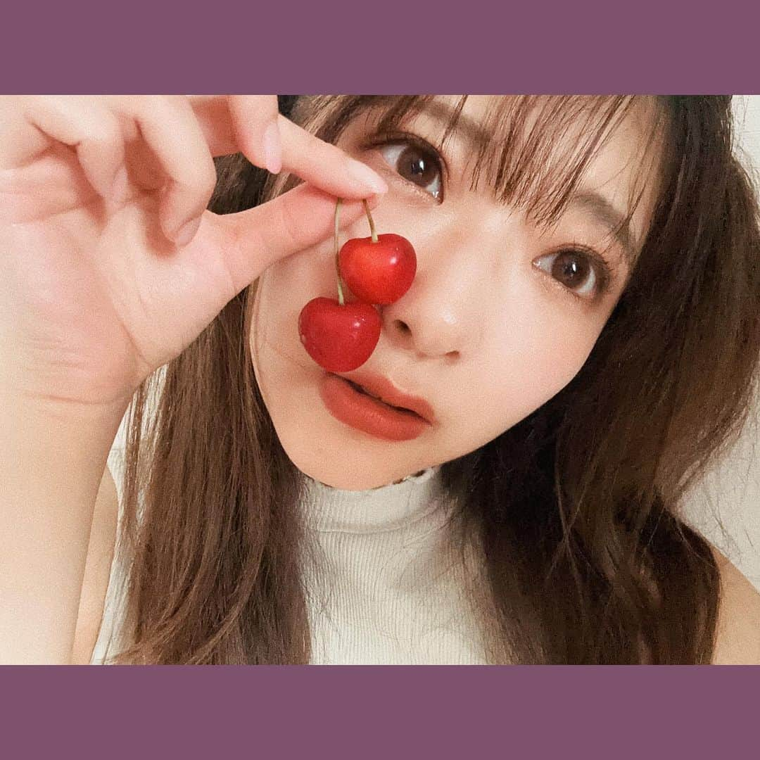 内藤もゆのさんのインスタグラム写真 - (内藤もゆのInstagram)「🍒 ⁡ ⁡ ⁡ とぅいんくるちぇりっー ⁡ ⁡ ⁡ ⁡ ⁡ #𝑐𝑜𝑑𝑒  #𝑜𝑜𝑡𝑑  #はっぴーすまいる  #ℎ𝑎𝑝𝑝𝑦𝑠𝑚𝑖𝑙𝑒  #もゆふぁむ  #𝑓𝑜𝑙𝑙𝑜𝑤𝑚𝑒 #2023 #𝑗𝑢𝑙𝑦 #さくらんぼ #𝑐ℎ𝑒𝑟𝑟𝑦 #とぅいんくるちぇりー」7月22日 14時28分 - moyuno54naito