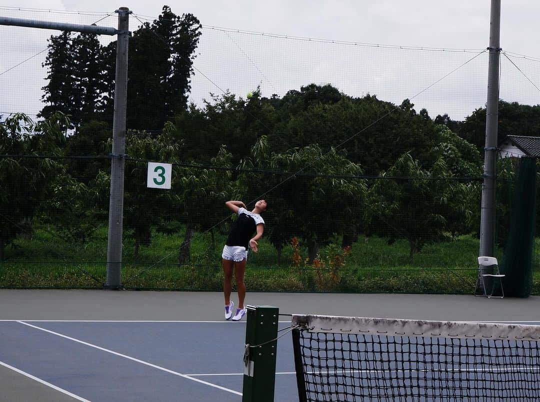 佐藤久真莉さんのインスタグラム写真 - (佐藤久真莉Instagram)「試合スケジュールが決まりました！⁣ 来週から札幌で3大会出場します。1ヶ月のトレーニング期を経て、どのくらいフィジカルとプレーに変化があるのか自分自身を試したいと思います。⁣  7/14~ 8/13W15 Sapporo Asu-Ath Lab International Challenge Cup supported by JWT50⁣  📸 @sena_215   ⁣ ⁣ #テニス⁣ #テニス女子⁣ #テニスウェア ⁣ #プロテニスプレイヤー ⁣ #スポーツ ⁣ #スポーツウェア ⁣ #スポーツ女子 ⁣ #武内総合会計⁣ #富士薬品 ⁣ #アドミラルアスレ⁣ #吉田歯科クリニック ⁣ #ヨネックス ⁣ #professionaltennis ⁣ #tennis ⁣ #tennisgirl ⁣ #tennisplayers ⁣ #sports ⁣ #admiral」7月22日 15時03分 - himarisato_official