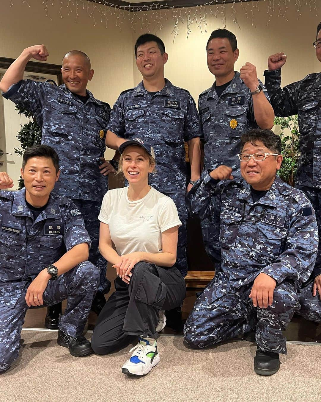 イリザ・シュレシンガーさんのインスタグラム写真 - (イリザ・シュレシンガーInstagram)「Thank you Yokosuka. You guys were an incredible crowd. We love the K-9 demonstration, the curry tasting and just meeting all of you. I think I made your base commander blush at the show😂 - thank you for having us! 🚢 🌊 💪 #navy #yokosuka」7月22日 15時22分 - ilizas