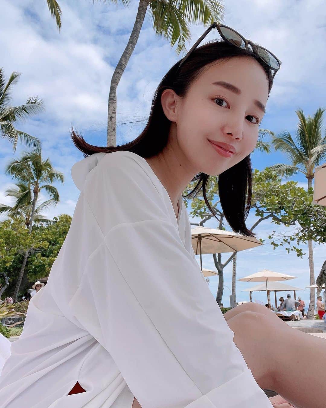 田中麻衣のインスタグラム：「基本、日中ほぼプールにいます.. 日焼けとの戦いです⚡️」