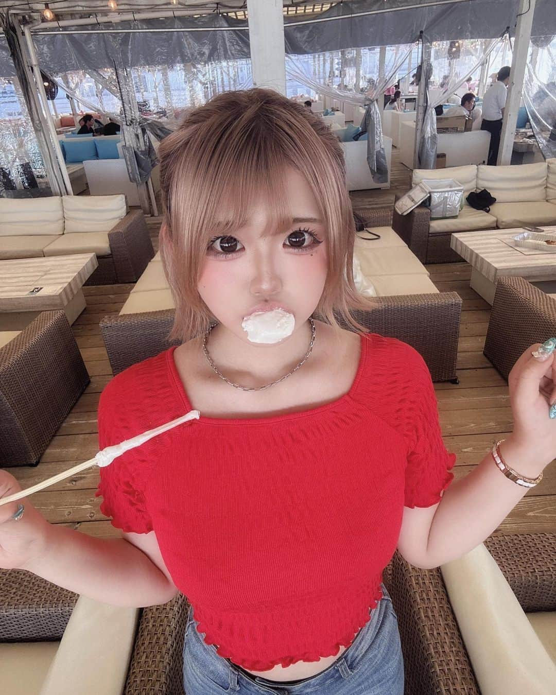 雨宮みるきさんのインスタグラム写真 - (雨宮みるきInstagram)「ぱく！ #ましゅまろ #雨宮みるき」7月22日 15時59分 - __milky_berry__