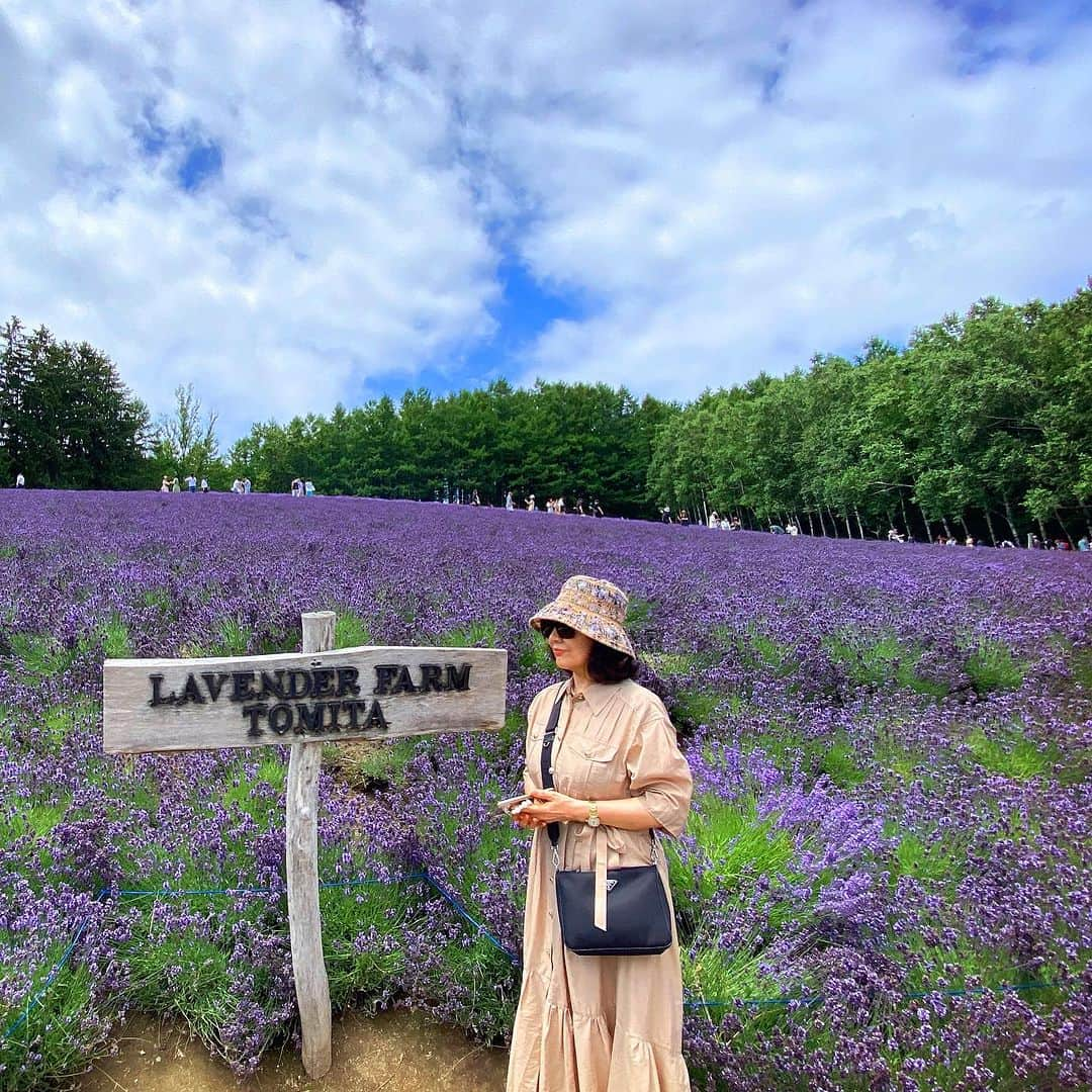 クォン・スンイルさんのインスタグラム写真 - (クォン・スンイルInstagram)「#Lavender 🪻#Hokkaido 🪻 #Furano  #가족여행 하늘엔 가끔씩 아빠손가락이…」7月22日 16時08分 - urbankwon