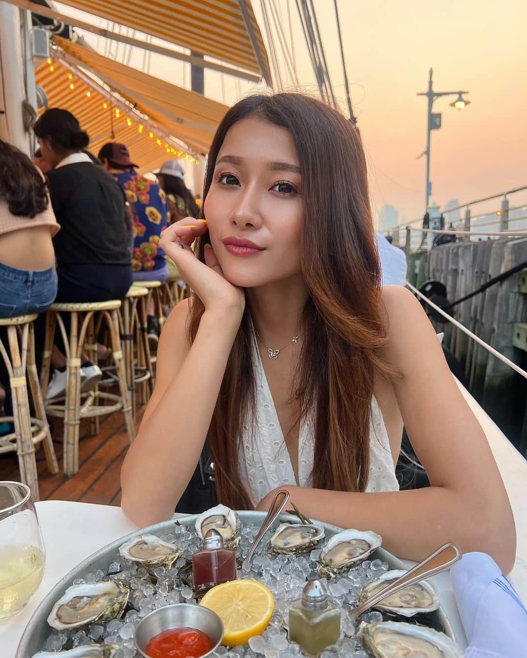 koyuのインスタグラム：「かーーき❤️ . #ny #nyc #america #oyster #brooklyn」
