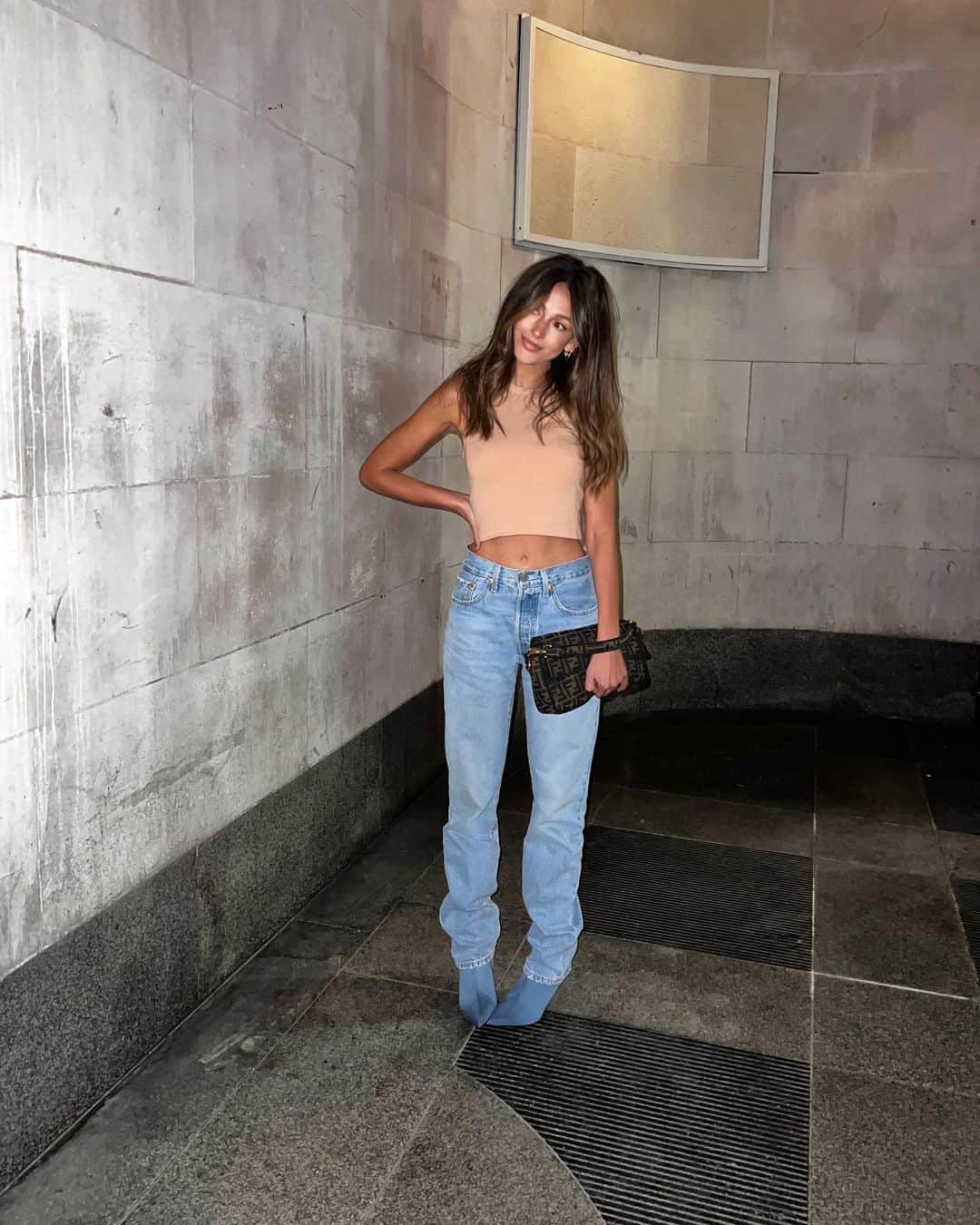 のインスタグラム：「🍀🐈‍⬛ last night 👌🏽」