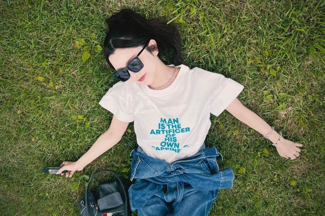 高梨優佳のインスタグラム：「💚💙  そろそろ夏休み始まってる頃かなあ 🗓」