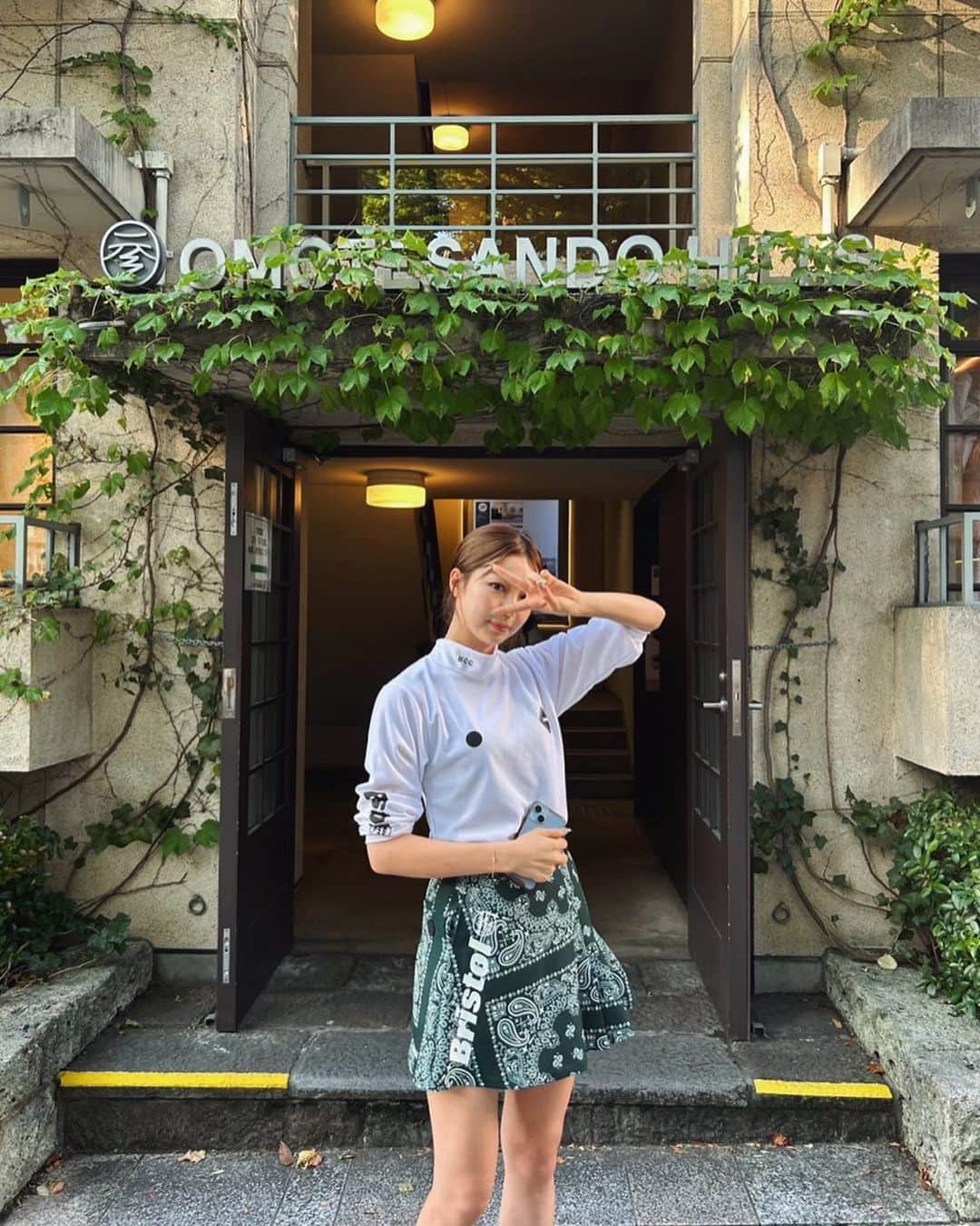 美舞のインスタグラム：「. . ブリストル ✖︎ @fr2golf ⛳️❤️ . #ゴルフウェア」
