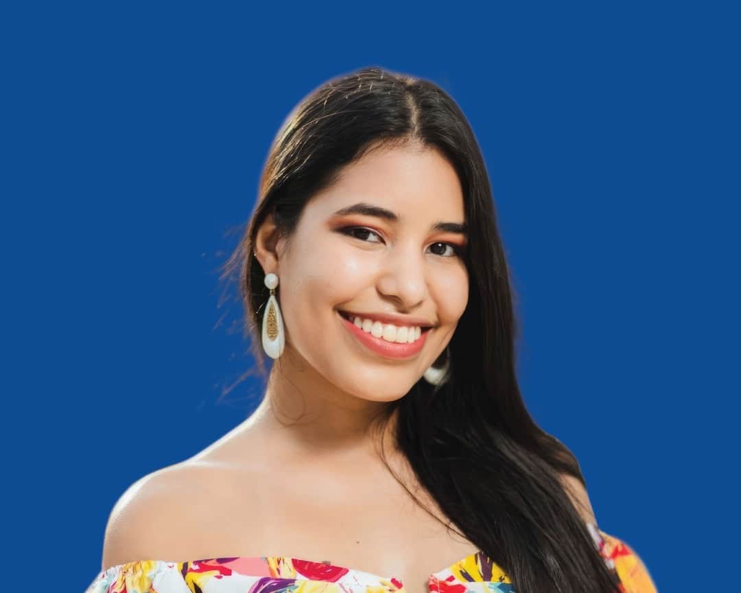 P&G（Procter & Gamble）のインスタグラム：「🌟Young Leader Spotlight🌟: Meet the @vitalvoices Voces Que Inspiran Katherine Batzin, Valery Quintero, and María Teresa Torrez.   The Voces Que Inspiran program 📢 empowers the next generation to bring creative solutions 💭 to today’s biggest problems. Since graduating from the program, Katherine, Valery, and María Teresa have each launched organizations with important impacts on their communities ranging from parenting education to mental health support.   See link in bio to learn more about this generation of visionary leaders! #WeSeeEqual #WomenDeliver」