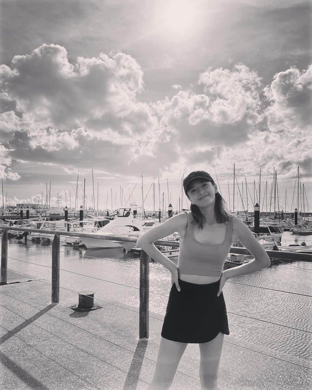 夏美さんのインスタグラム写真 - (夏美Instagram)「みなさん夏してますか？☀️🏝😆💖 アラハビーチでの海水浴の後に立ち寄った宜野湾マリーナ🛥 素敵な船がたくさん マリーナに来るといつも クルーザー乗りたいな〜って羨ましくなっちゃう笑 ＊ ムービー紐出てるｽﾐﾏｾﾝ🙏笑 ＊ #沖縄　#宜野湾　#宜野湾マリーナ　#okinawa #okinawajapan」7月22日 19時16分 - natsumisaito333