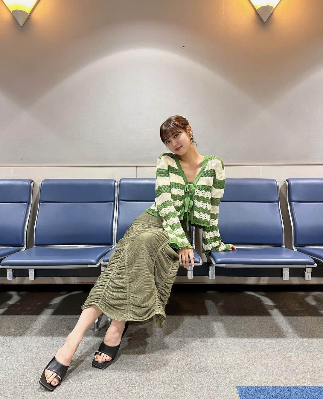 松元絵里花さんのインスタグラム写真 - (松元絵里花Instagram)「* スタジオ衣装 tops @_ciaopanic_  skirt @shaggie_official  shoes @reedit_official @the.pr_  pierce @pani_pani222  #王様のブランチ #code#ootd#fashion  #오오티디#아웃핏#스타일링#패션 #데일리코디#데일릴룩」7月22日 19時18分 - matsumoto_erika