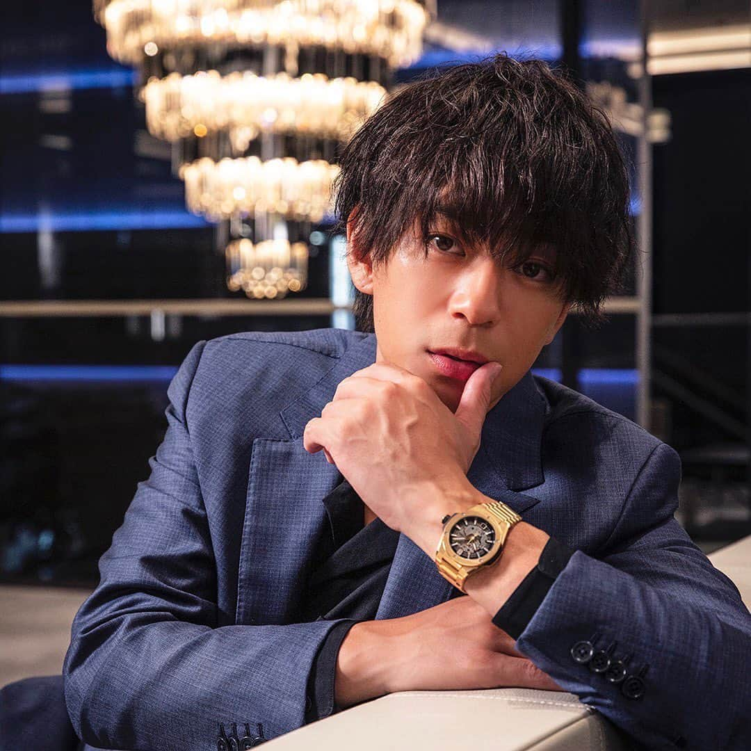 三浦翔平さんのインスタグラム写真 - (三浦翔平Instagram)「HUBLOT銀座ブティックで、日本限定モデルや新作を試着してきました。 ブランドが誇る技術のお話を聞くのも楽しみのひとつ。 一生もののアイテムは、じっくり選ぶ時間そのものを大切にしたいと思わせてくれます。  @hublot @hublot_japan @hublot_ginza  #hublot #ウブロ」7月22日 19時32分 - shohei.63